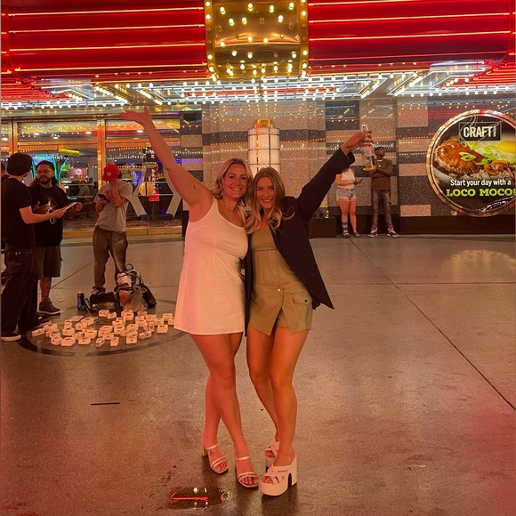 Meet your Posher, Madison - Picture 5 of 14